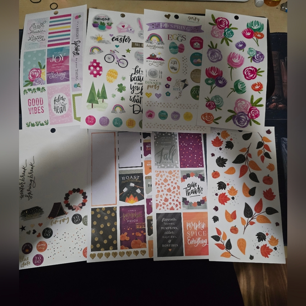 Holiday/Season Theme Sticker Set - Picture 2 of 3